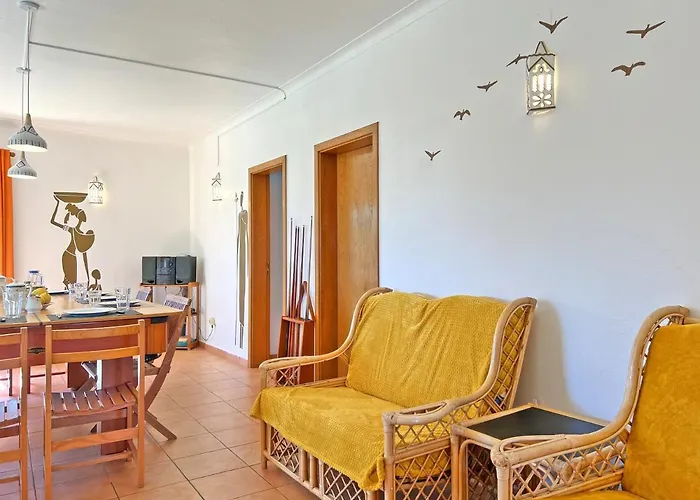 Private Rego With Oceanview And Pool *