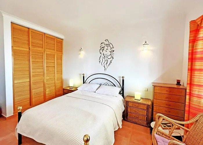 Private Rego With Oceanview And Pool *